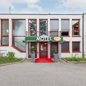 autobahnrasthaus-und-motel-baden-baden-hotel.stuttgart-hotel.com/