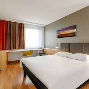 *** Hotel Ibis Frankfurt Messe West Germany