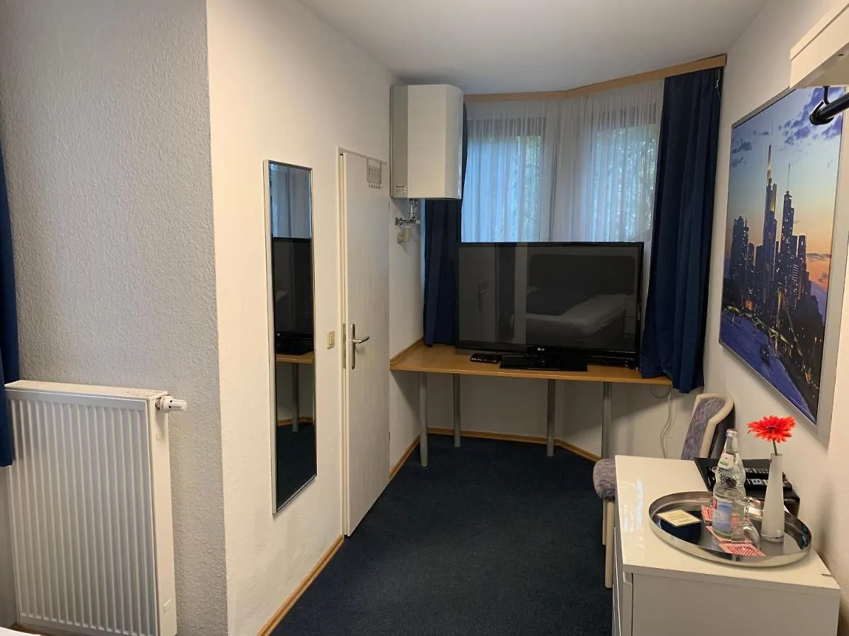 Gasthaus Zum Loewen Frankfurt am Main 2*,